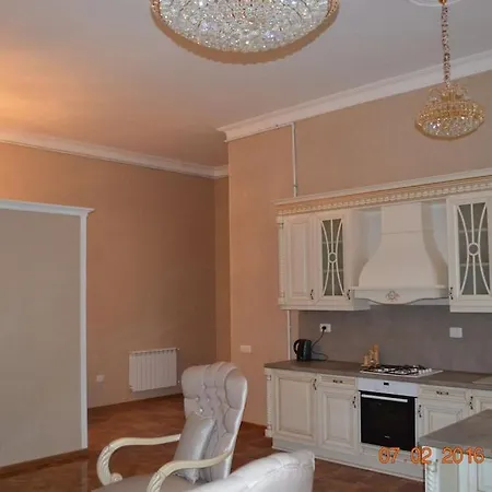Classical Apartment In Heart Of Baku Exterior photo