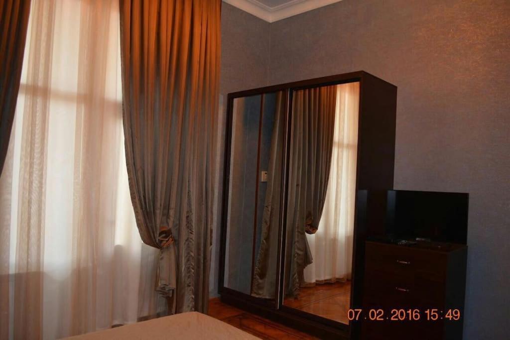 Classical In Heart Of Apartment *